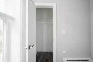 1472 W Erie St, Chicago, IL 60642 - Photo 13