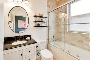 3044 W Roscoe St, Chicago, IL 60618 - Photo 17