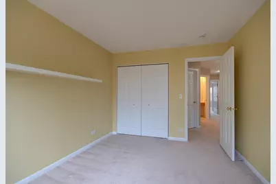 2421 Stoughton Circle #2421, Aurora, IL 60502 - Photo 21