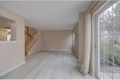 2421 Stoughton Circle #2421, Aurora, IL 60502 - Photo 3