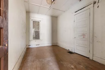 1014 11th Avenue, Rockford, IL 61104 - Photo 5