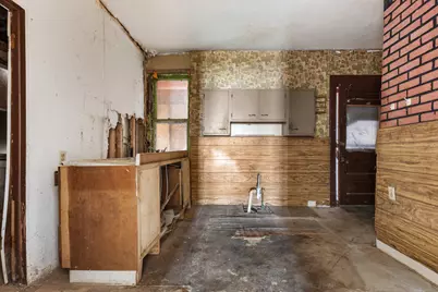 1014 11th Avenue, Rockford, IL 61104 - Photo 7