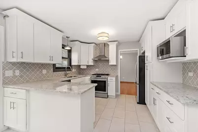 7440 W Manitoba Drive, Palos Heights, IL 60463 - Photo 9