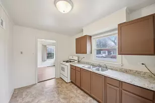 16738 Crane Ave, Hazel Crest, IL 60429 - Photo 13