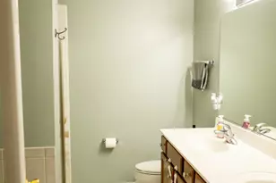 2406 Sunshine Ln, Aurora, IL 60503 - Photo 25