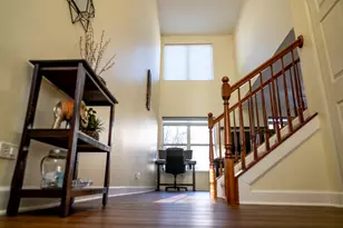 2406 Sunshine Ln, Aurora, IL 60503 - Photo 5