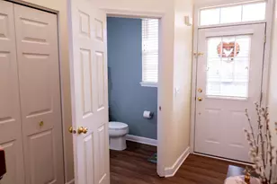 2406 Sunshine Ln, Aurora, IL 60503 - Photo 15