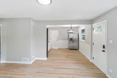 15332 Dante Avenue, Dolton, IL 60419 - Photo 3