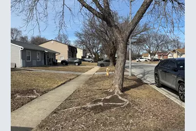 17610 Central Park Avenue, Country Club Hills, IL 60478 - Photo 3