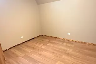 3649 S 15000E Rd, Pembroke Twp, IL 60958 - Photo 17