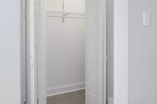 1608 W Sherwin Ave, Chicago, IL 60626 - Photo 11