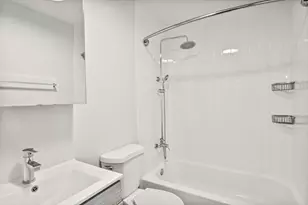 5411 N Winthrop Ave, Chicago, IL 60640 - Photo 5