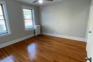 631 W Roscoe St, Chicago, IL 60657 - Photo 5