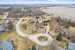 39W796 Dairyherd Ln, Saint Charles, IL 60175 - Photo 39