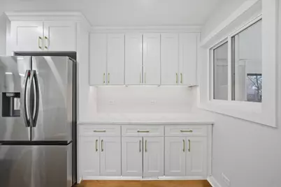 3829 W Chase Avenue, Lincolnwood, IL 60712 - Photo 13