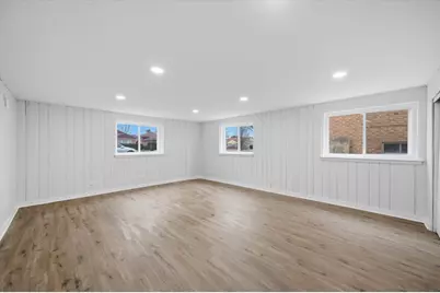 3829 W Chase Avenue, Lincolnwood, IL 60712 - Photo 25