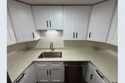 236 Whidah Court #236, Schaumburg, IL 60194 - Photo 7