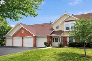 1560 Thornfield Ln, Roselle, IL 60172 - Photo 1