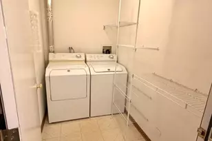 1560 Thornfield Ln, Roselle, IL 60172 - Photo 15