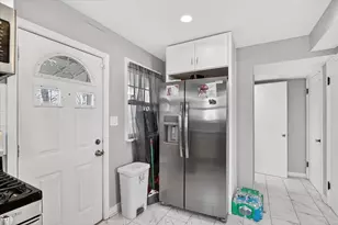 11001 S Union Ave, Chicago, IL 60628 - Photo 37