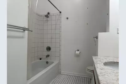 2451 N Marshfield Avenue #2F, Chicago, IL 60614 - Photo 15