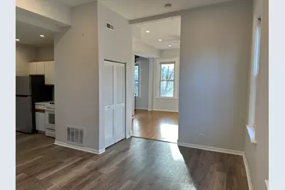 2451 N Marshfield Avenue #2F, Chicago, IL 60614 - Photo 13