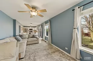 615 Searl St, Plano, IL 60545 - Photo 15