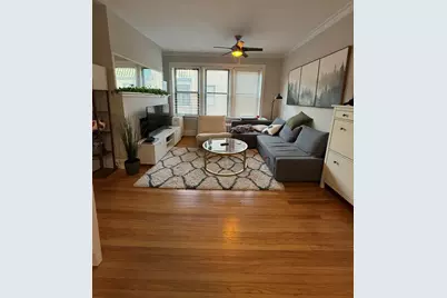 627 W Roscoe Street #B3, Chicago, IL 60657 - Photo 3