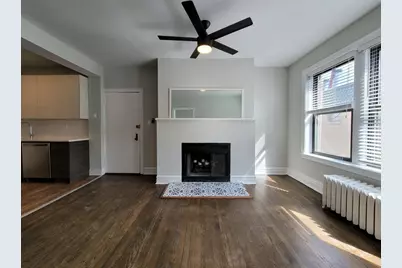 641 W Roscoe Street #V3, Chicago, IL 60657 - Photo 3