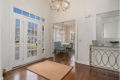 60 S Canterbury Court, Lake Forest, IL 60045 - Photo 5