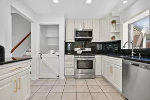 5446 W Lunt Ave, Chicago, IL 60646 - Photo 7