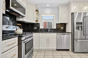 5446 W Lunt Ave, Chicago, IL 60646 - Photo 9