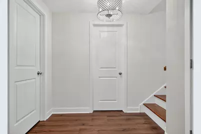 5446 W Lunt Avenue, Chicago, IL 60646 - Photo 19