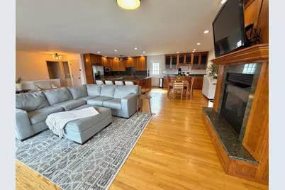 30 Echo Hills, Lake in the Hills, IL 60156 - Photo 5