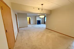 7928 Trinity Cir, Tinley Park, IL 60487 - Photo 7