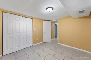 7301 S Seeley Ave, Chicago, IL 60636 - Photo 17