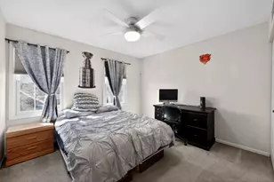 6230 Old Farm Ln, Gurnee, IL 60031 - Photo 21