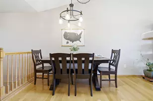 39 Oak Park Rd, Bloomington, IL 61701 - Photo 9