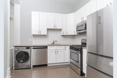 46 E Chicago Avenue #4E, Chicago, IL 60611 - Photo 3