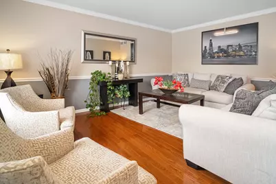 16 E Grandview Drive, South Holland, IL 60473 - Photo 3