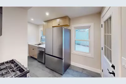 8325 W Forest Preserve Avenue, Chicago, IL 60634 - Photo 5