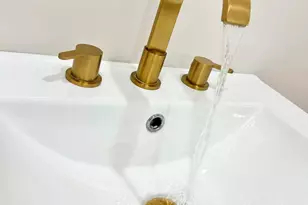 8325 W Forest Preserve Ave, Chicago, IL 60634 - Photo 23