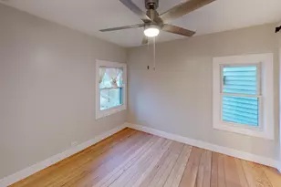 8325 W Forest Preserve Ave, Chicago, IL 60634 - Photo 17