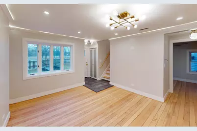 8325 W Forest Preserve Avenue, Chicago, IL 60634 - Photo 3