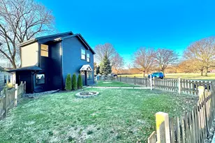 8325 W Forest Preserve Ave, Chicago, IL 60634 - Photo 3