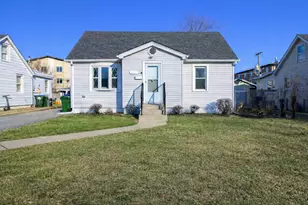 9821 Natoma Ave, Oak Lawn, IL 60453 - Photo 1