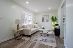 9821 Natoma Ave, Oak Lawn, IL 60453 - Photo 3