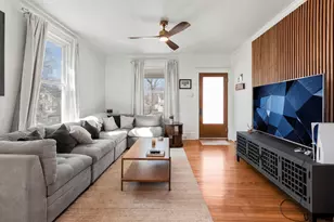 1127 Morton Ave, Elgin, IL 60120 - Photo 5