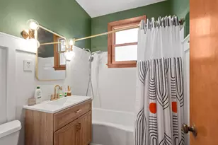 1127 Morton Ave, Elgin, IL 60120 - Photo 9