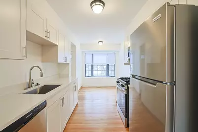 205 E Forest Knoll Drive, Palatine, IL 60074 - Photo 5